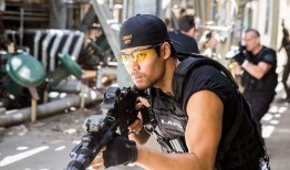 反恐特警组1在线观看,生死较量，勇者无畏