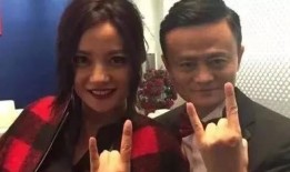 公开爆料娱乐圈丑闻,揭秘明星背后的黑暗面