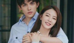 娱乐大爆料姐弟恋是谁啊,哪对明星恋情引发热议？