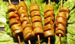 爆料烤面筋的新闻报道稿,食品安全与商业炒作的较量